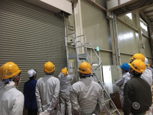 停電時のシャッター開閉訓練の実施
