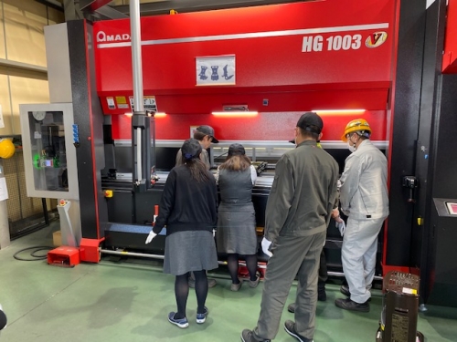 自動金型交換機付きベンダー体験会